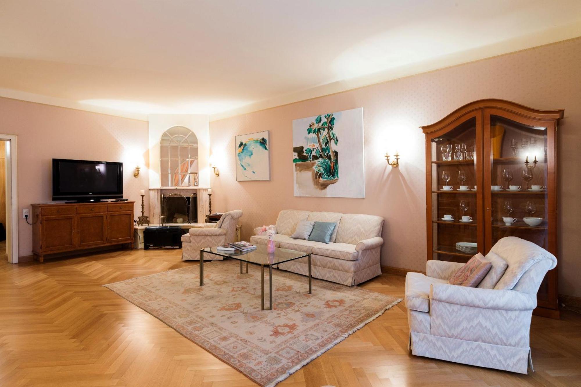 Sonnenfelsgasse Apartment *